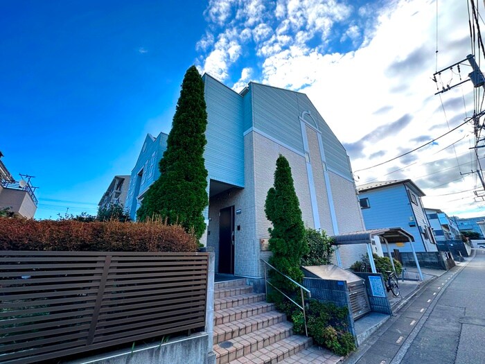 エバ－パティオHAの物件外観写真