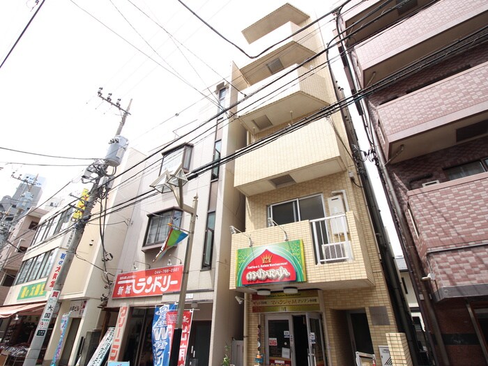 三ツ井ビルディングの物件外観写真