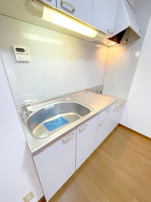 アムール　Ｃａｇｅの物件内観写真