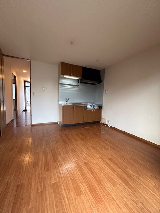 リバーパークＡの物件内観写真