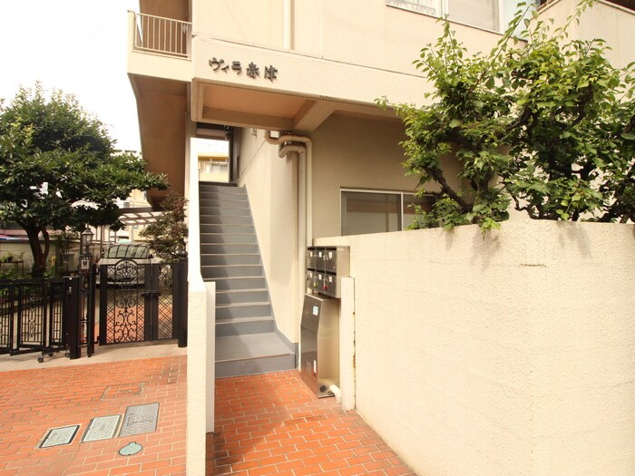 ヴィラ赤津の物件外観写真