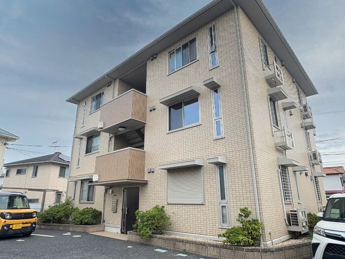 ソレアードＡの物件外観写真