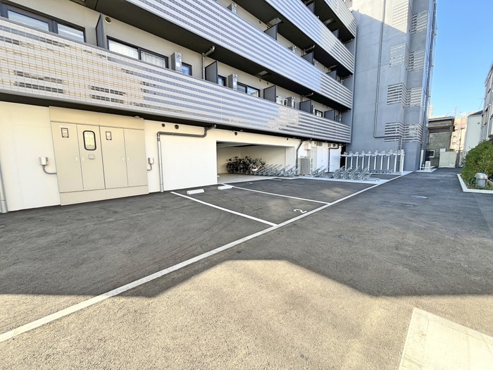 コンフォリア・リヴ平井MUTIOの物件外観写真