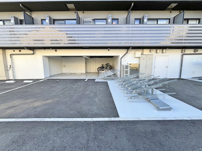 コンフォリア・リヴ平井MUTIOの物件外観写真