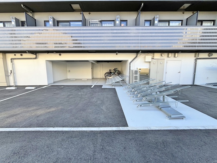 コンフォリア・リヴ平井MUTIOの物件外観写真