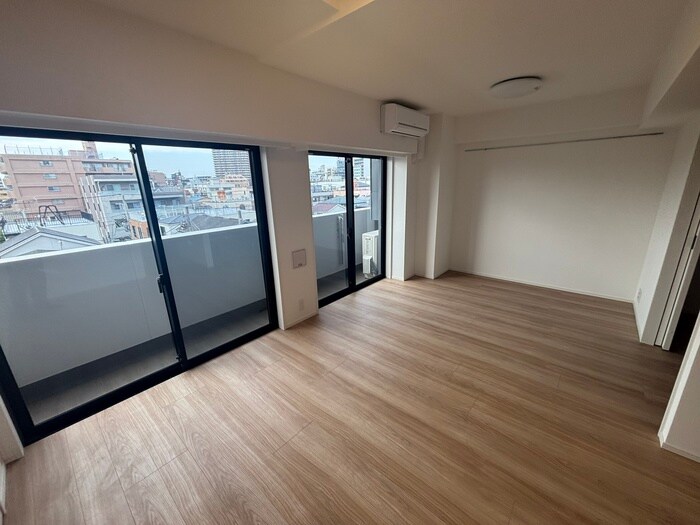 コンフォリア・リヴ平井MUTIOの物件内観写真