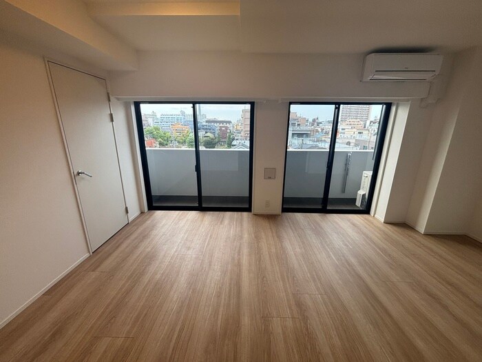 コンフォリア・リヴ平井MUTIOの物件内観写真