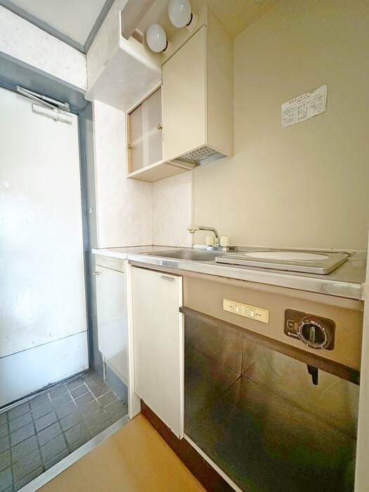 子安プラザの物件内観写真