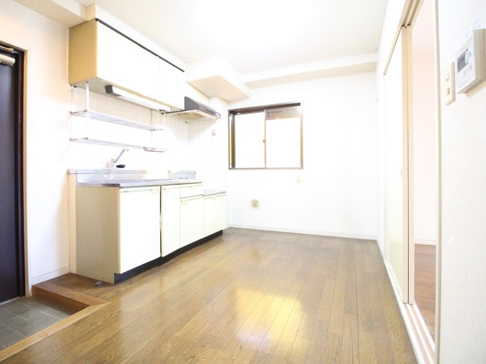 フラワーヒルズの物件内観写真