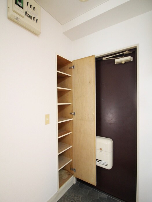 フラワーヒルズの物件内観写真