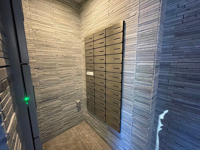 エスモア森下の物件外観写真