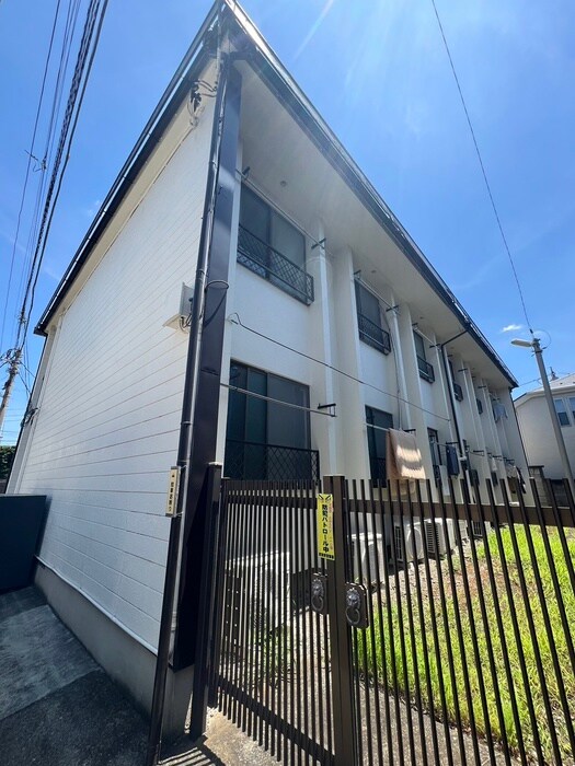 ｻﾝﾗｲﾌﾏﾝｼｮﾝの物件外観写真