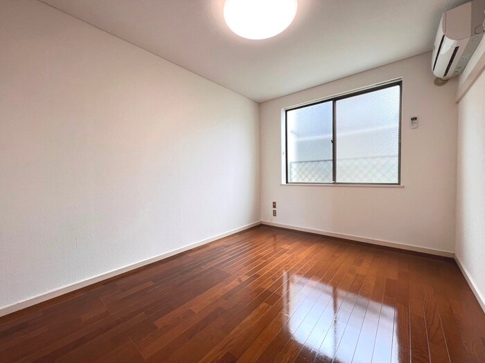 ｻﾝﾗｲﾌﾏﾝｼｮﾝの物件内観写真