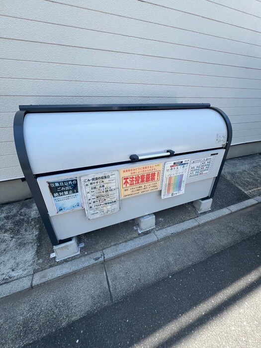 ｻﾝﾗｲﾌﾏﾝｼｮﾝの物件外観写真