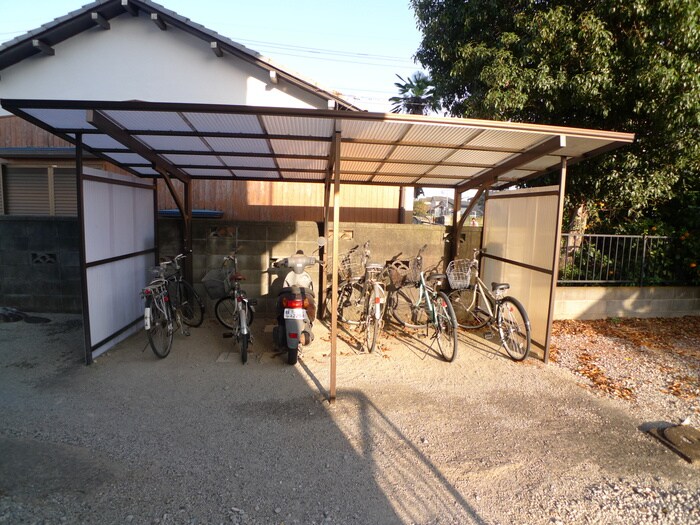 サンコ－ポ橋本の物件外観写真