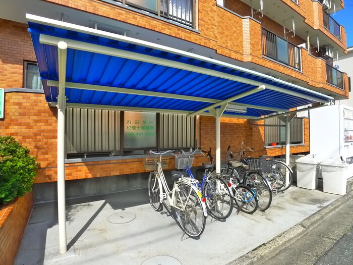 第６グリーンハイツの物件外観写真