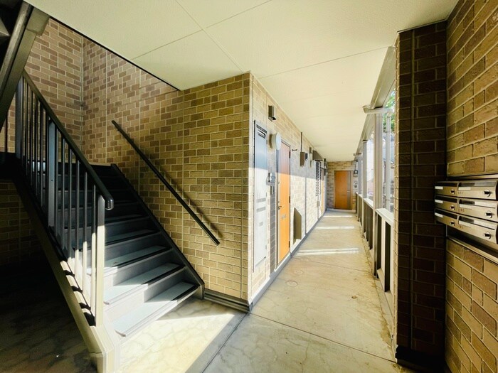 グランディ－ルナギサワの物件外観写真