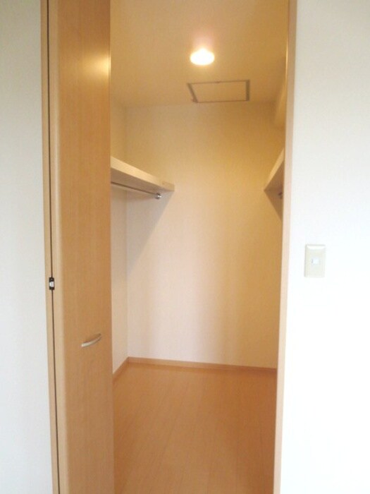 グランディ－ルナギサワの物件内観写真