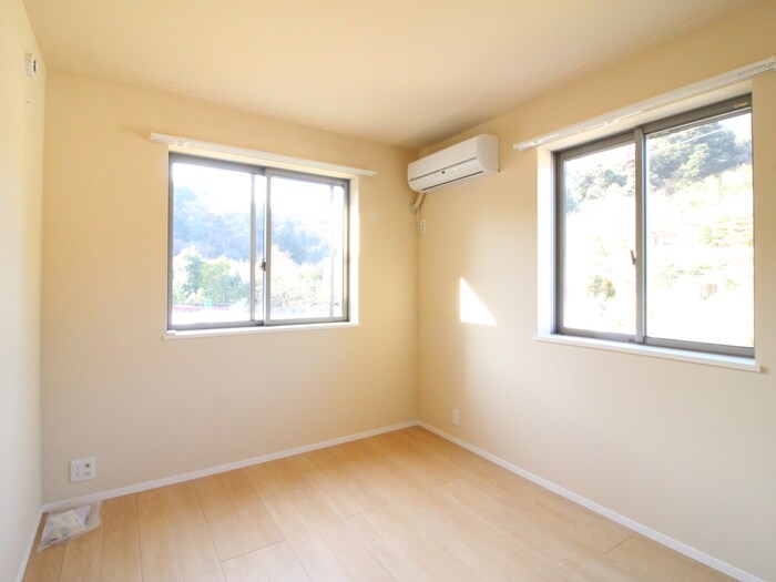 ルミエールNKの物件内観写真