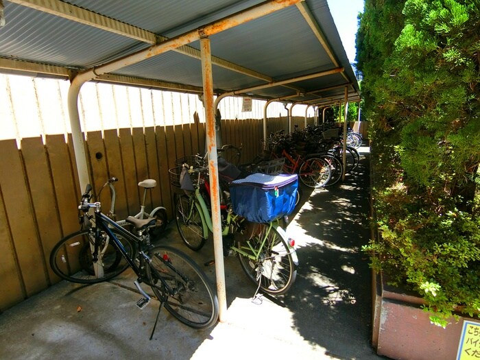 メゾンリバージュ３号館　の物件外観写真