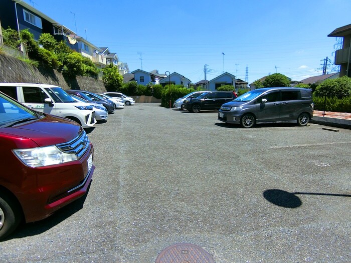 メゾンリバージュ３号館　の物件外観写真