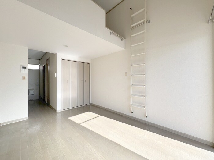 リラ・ハウスの物件内観写真