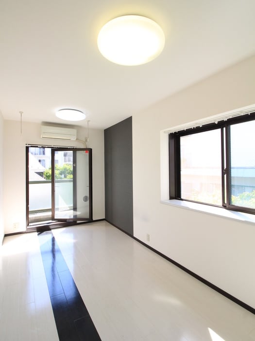 リーヴェルステージ白楽壱番館の物件内観写真