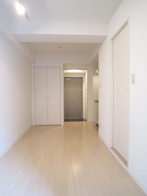 レジディア三越前の物件内観写真