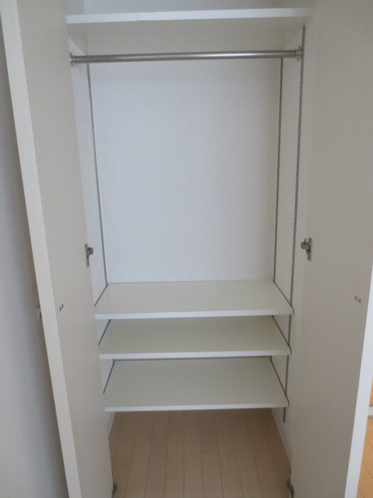 レジディア三越前の物件内観写真