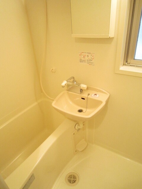 レジディア三越前の物件内観写真