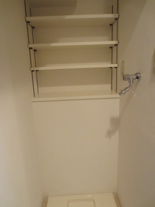 レジディア三越前の物件内観写真