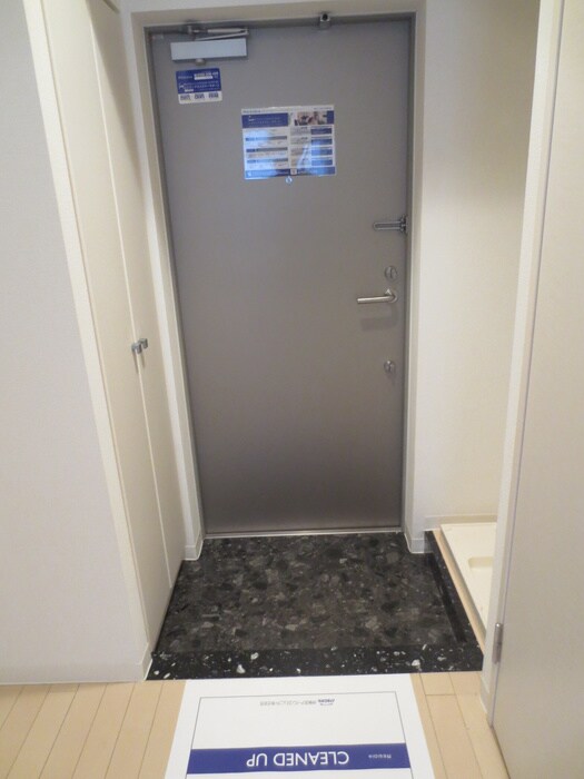 レジディア三越前の物件内観写真