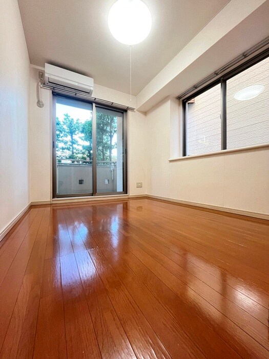 ＦＲＯＮＴＲＹの物件内観写真