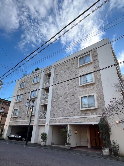 ＦＲＯＮＴＲＹの物件外観写真