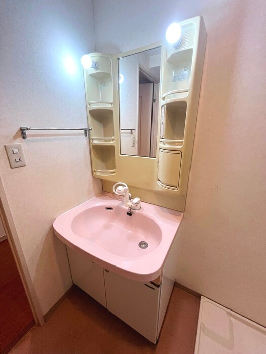 ＦＲＯＮＴＲＹの物件内観写真