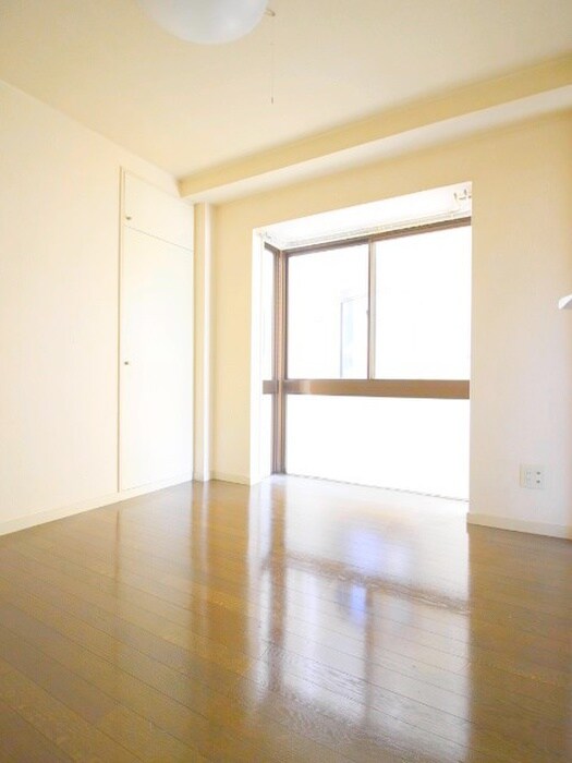 ルバービアニイザⅡの物件内観写真