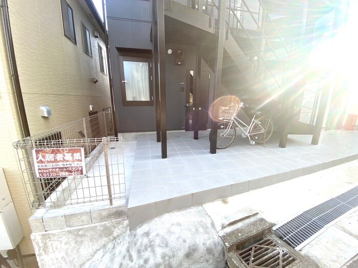 ヒルズ妙蓮寺の物件外観写真