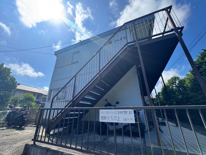 丸順ハイツの物件外観写真