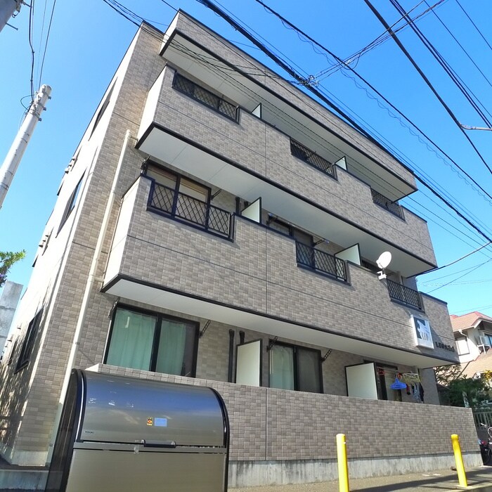 ＬＥＯ六番館の物件外観写真