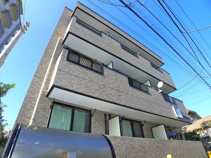 ＬＥＯ六番館の物件外観写真