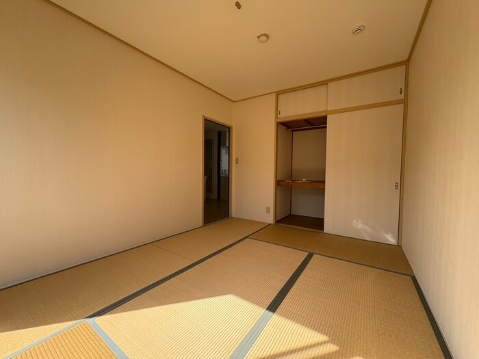 スカイタウン上今泉の物件内観写真