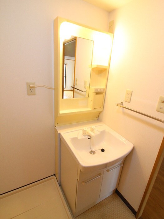 ひかりﾊｲﾂの物件内観写真