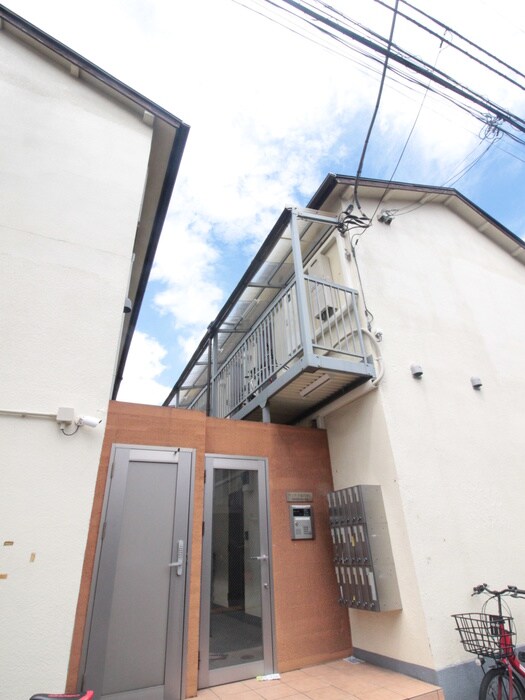 ヴィラ下北沢C棟の物件外観写真