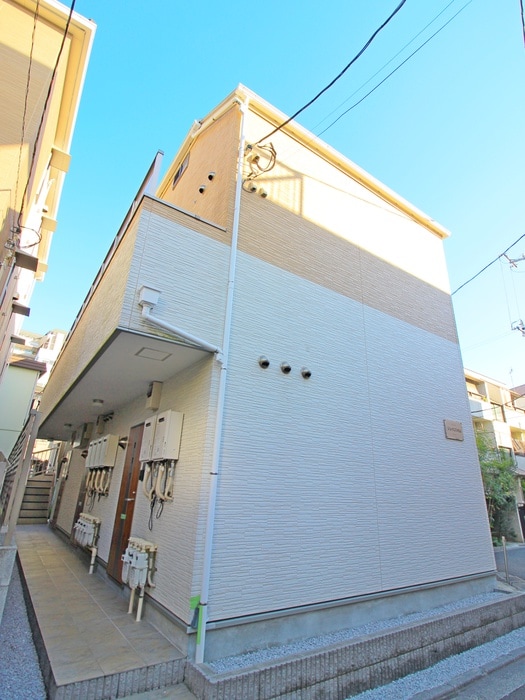 ジェイエス大山の物件外観写真