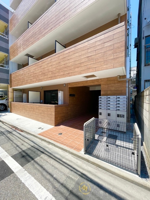 ＡＭＹ８４１６の物件外観写真