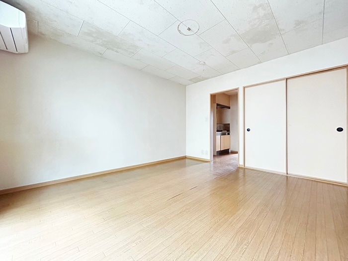 ＳＴアパ－トの物件内観写真