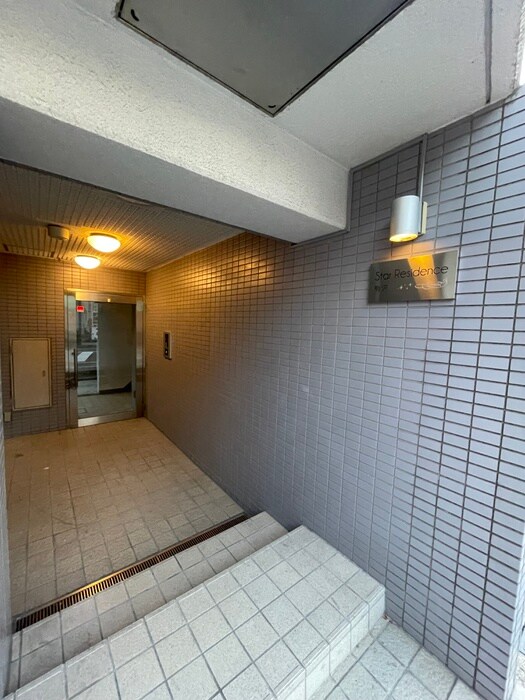 スターレジデンス駒沢の物件外観写真