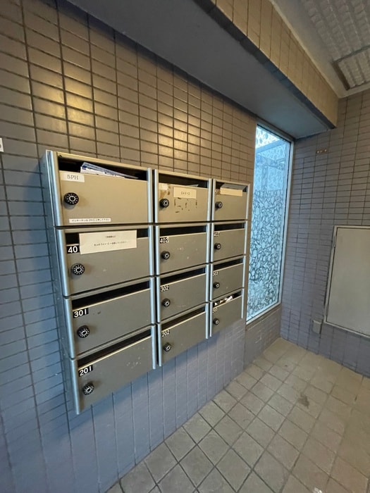 スターレジデンス駒沢の物件外観写真