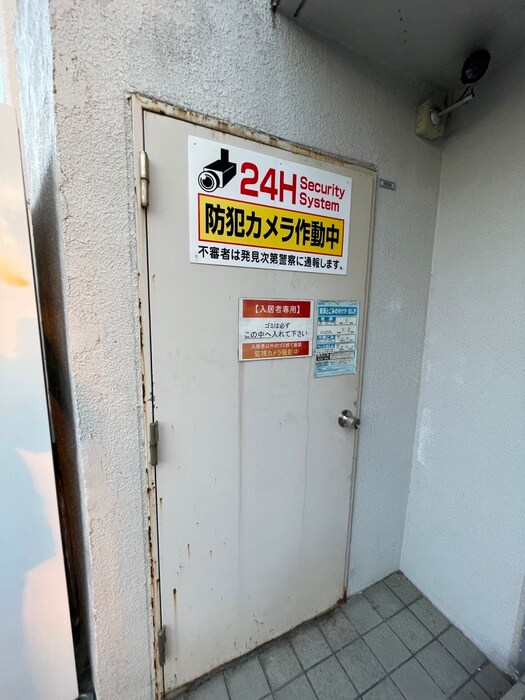 スターレジデンス駒沢の物件外観写真