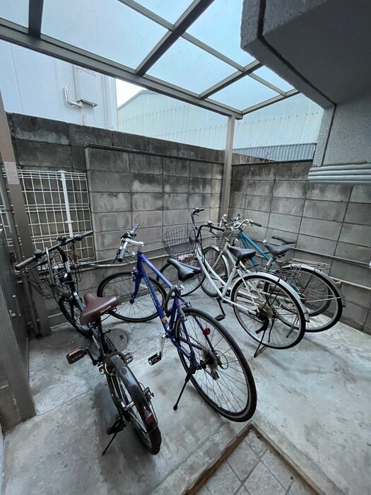 スターレジデンス駒沢の物件外観写真